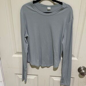 Old Navy Kids Light Gray Long Sleeve Tee